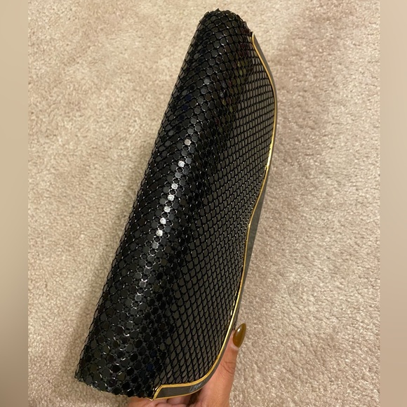 Vintage black clutch with gold detailing - Picture 7 of 8